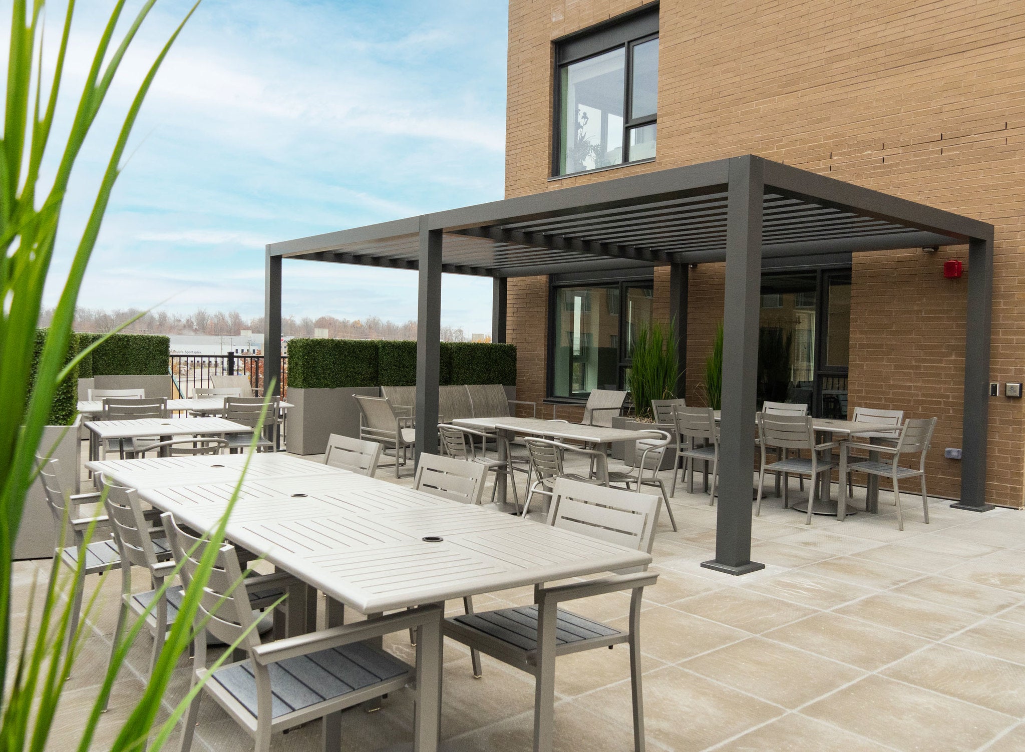 Grand Pergola, 18.5' x 25' x 8.5'H