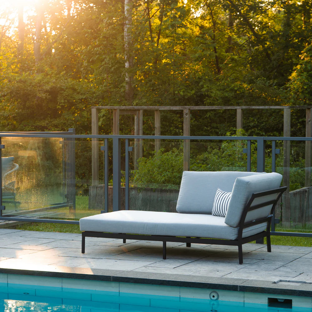 Contempo LAF Chaise with Cushions