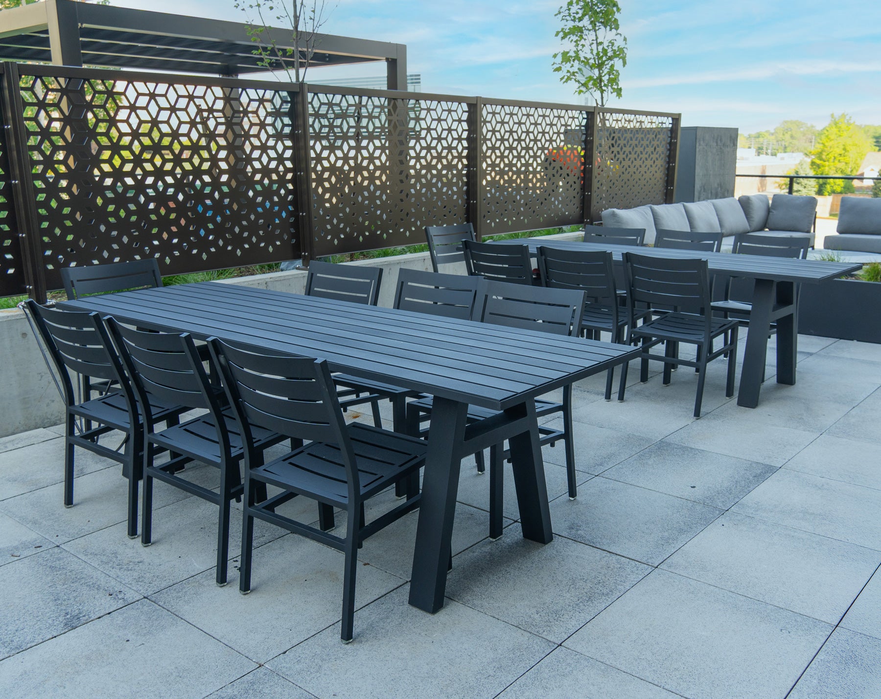 APEX Dining Table with EnviroWood Slat Top