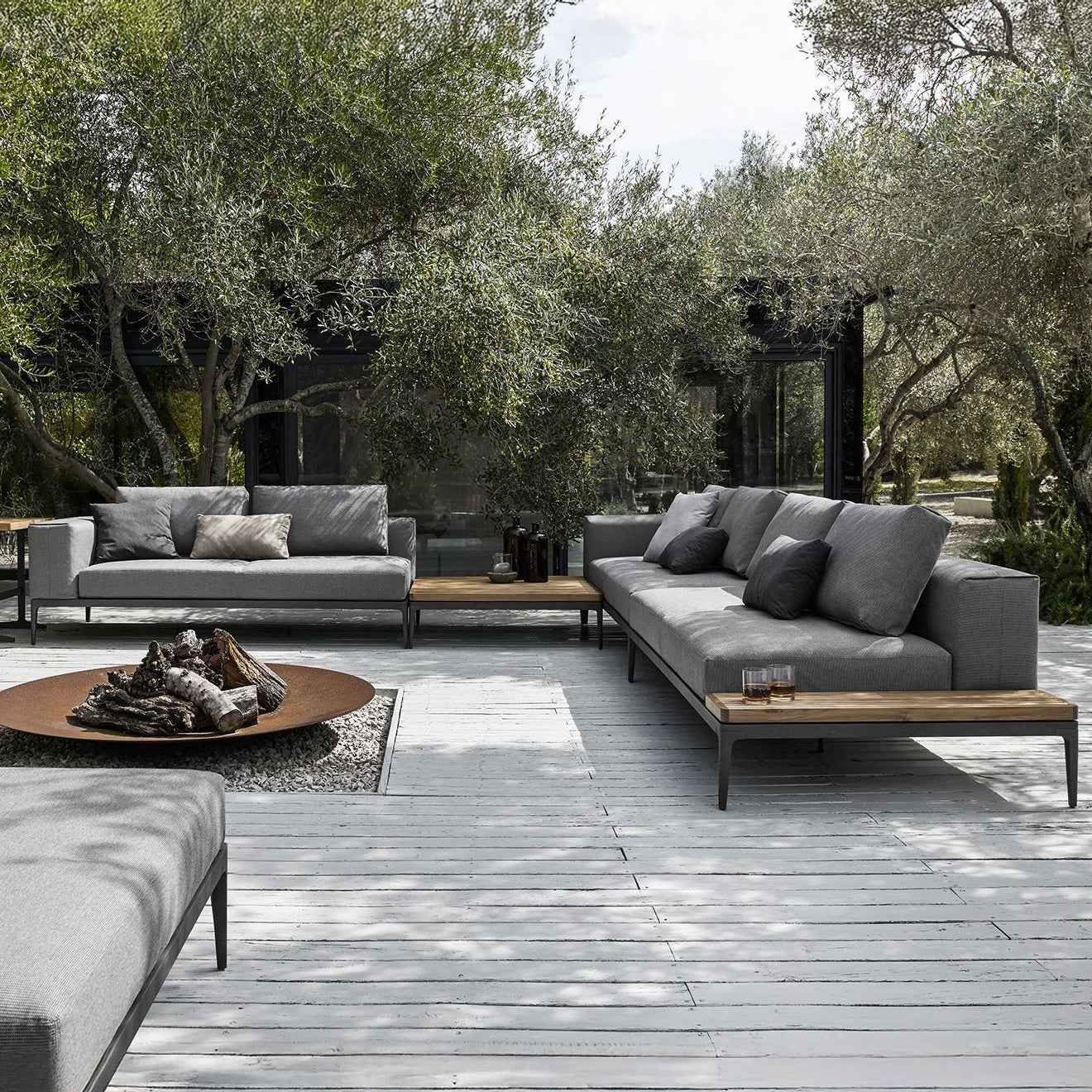 Gloster Grid Lounge Left/Right End Table Unit Teak