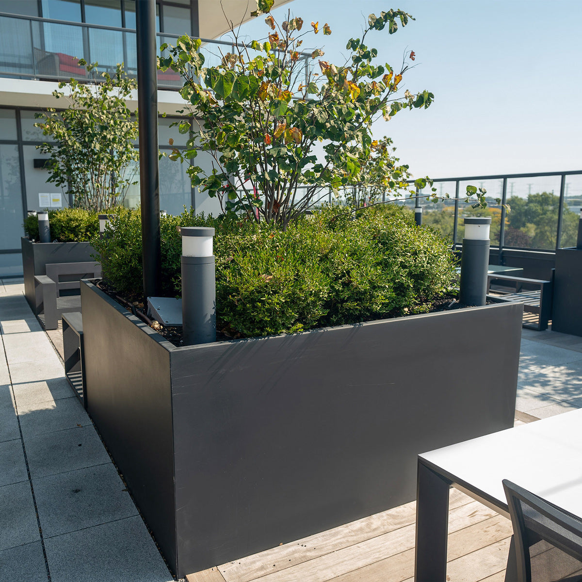 Urban Heavy Duty 79" Planter