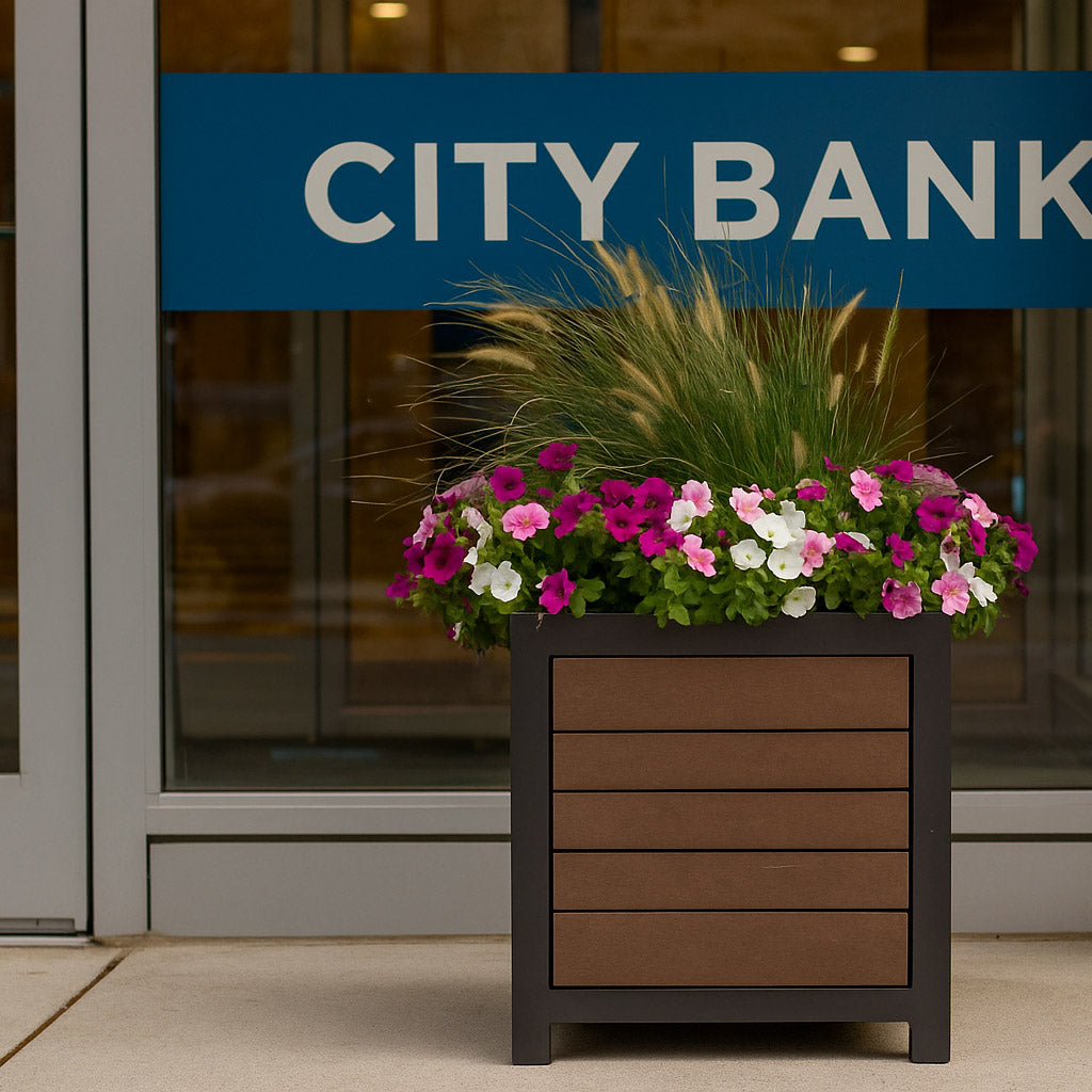22" Skyline Planter