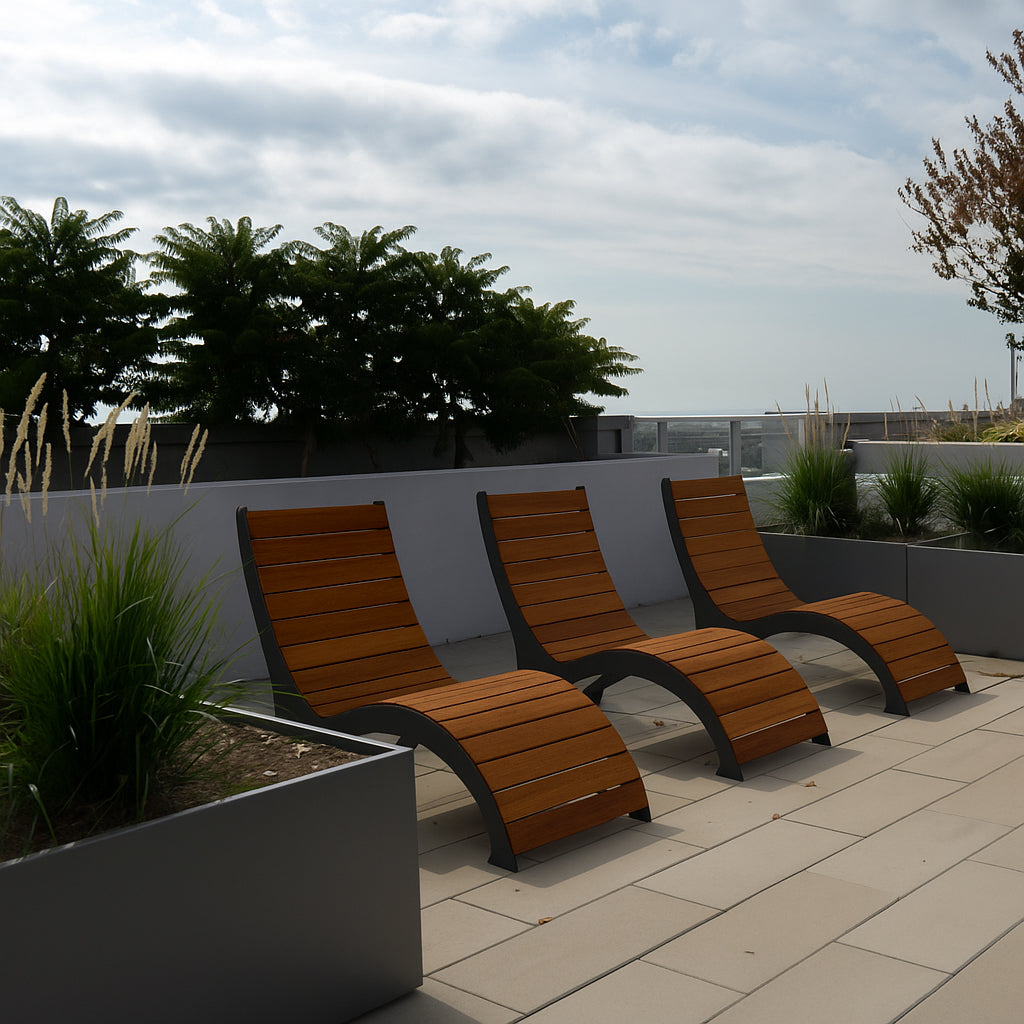 Harbor Chaise