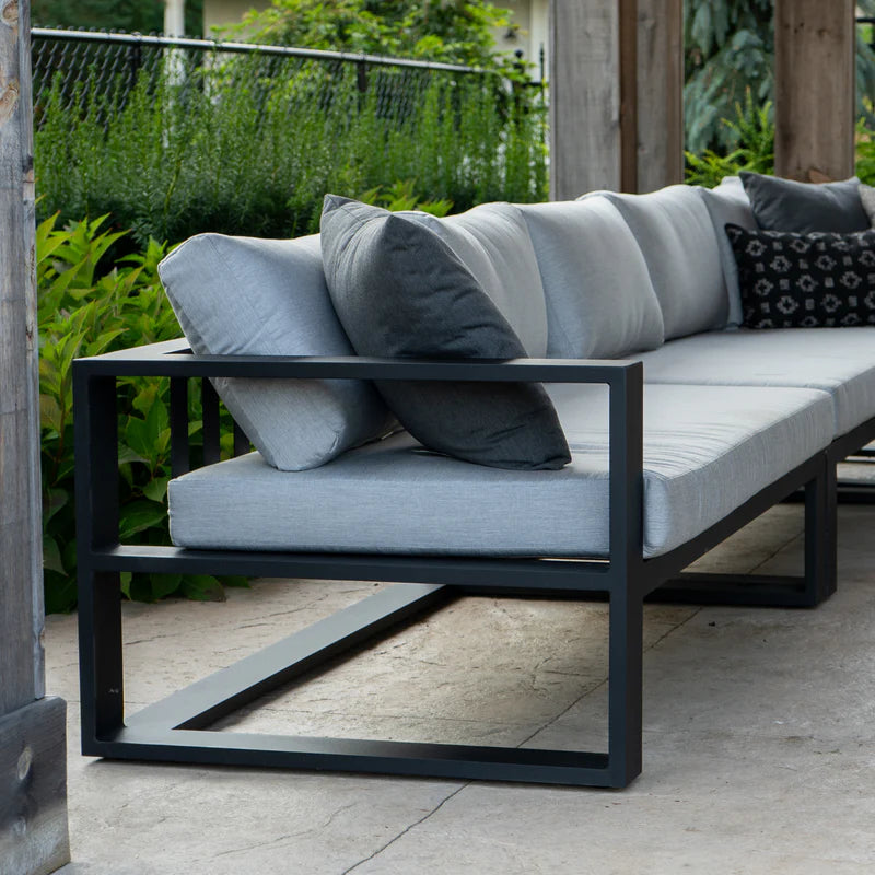 Quantum LAF Loveseat