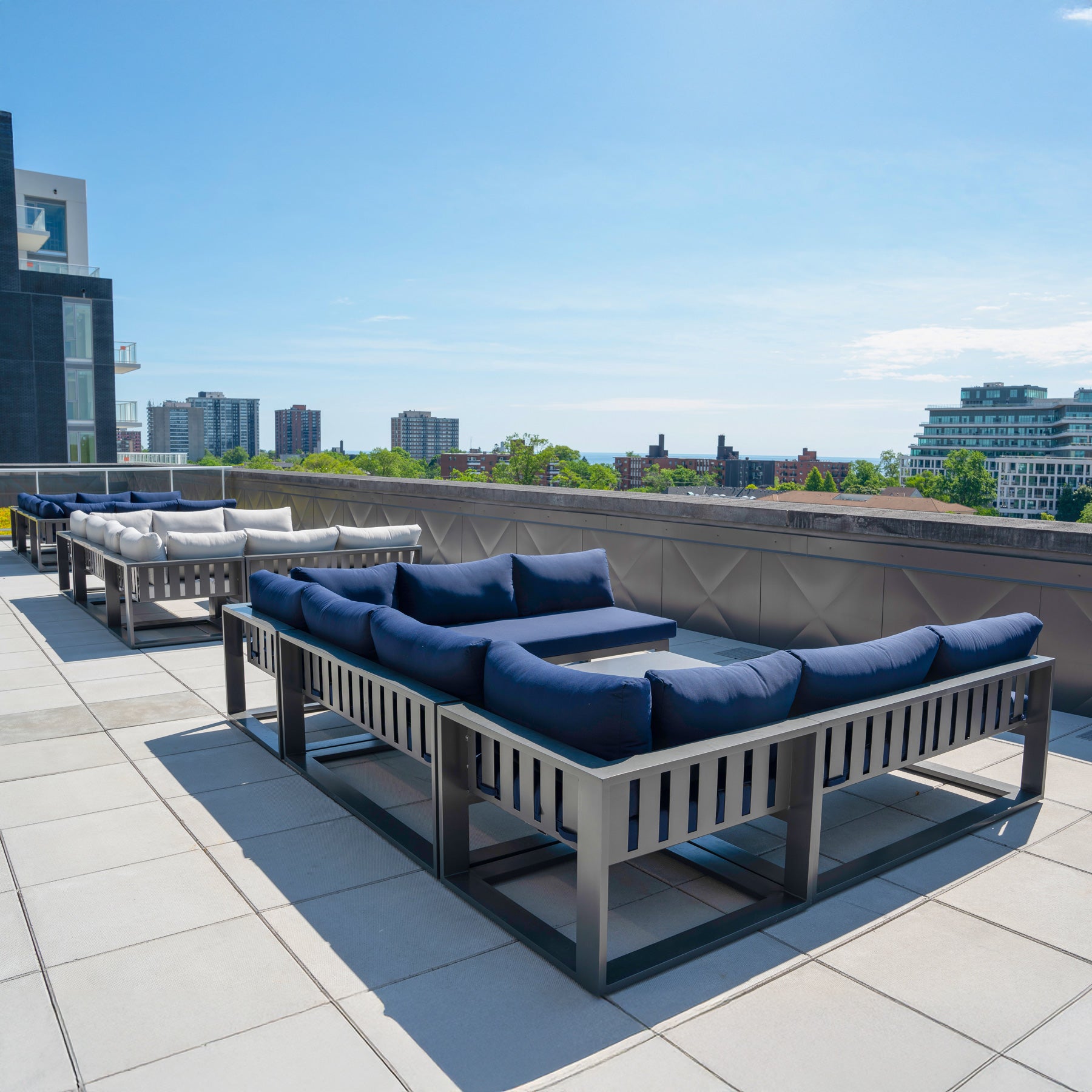 Quantum RAF Loveseat