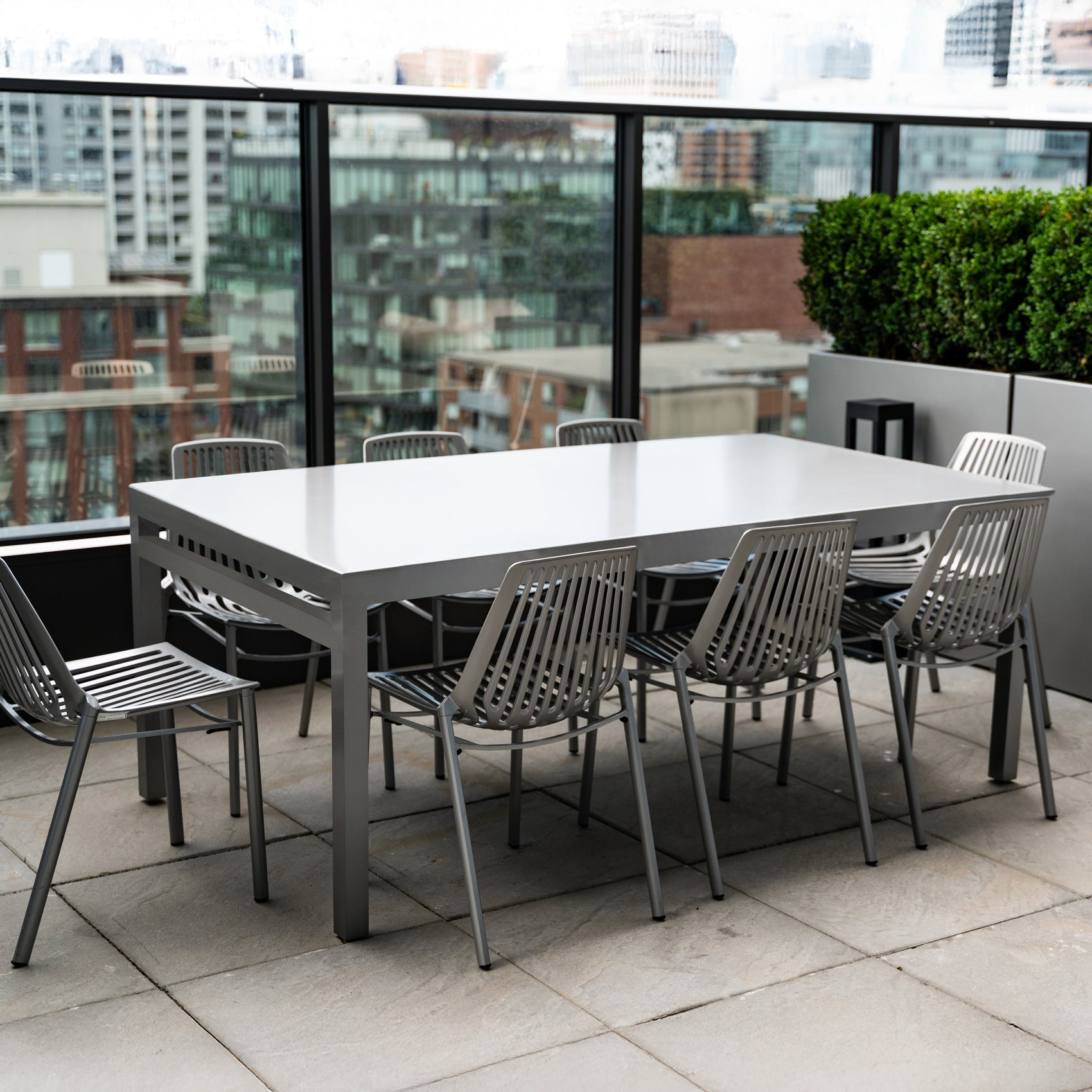 Skyline IV Aluminum Table With Solid Aluminum Top