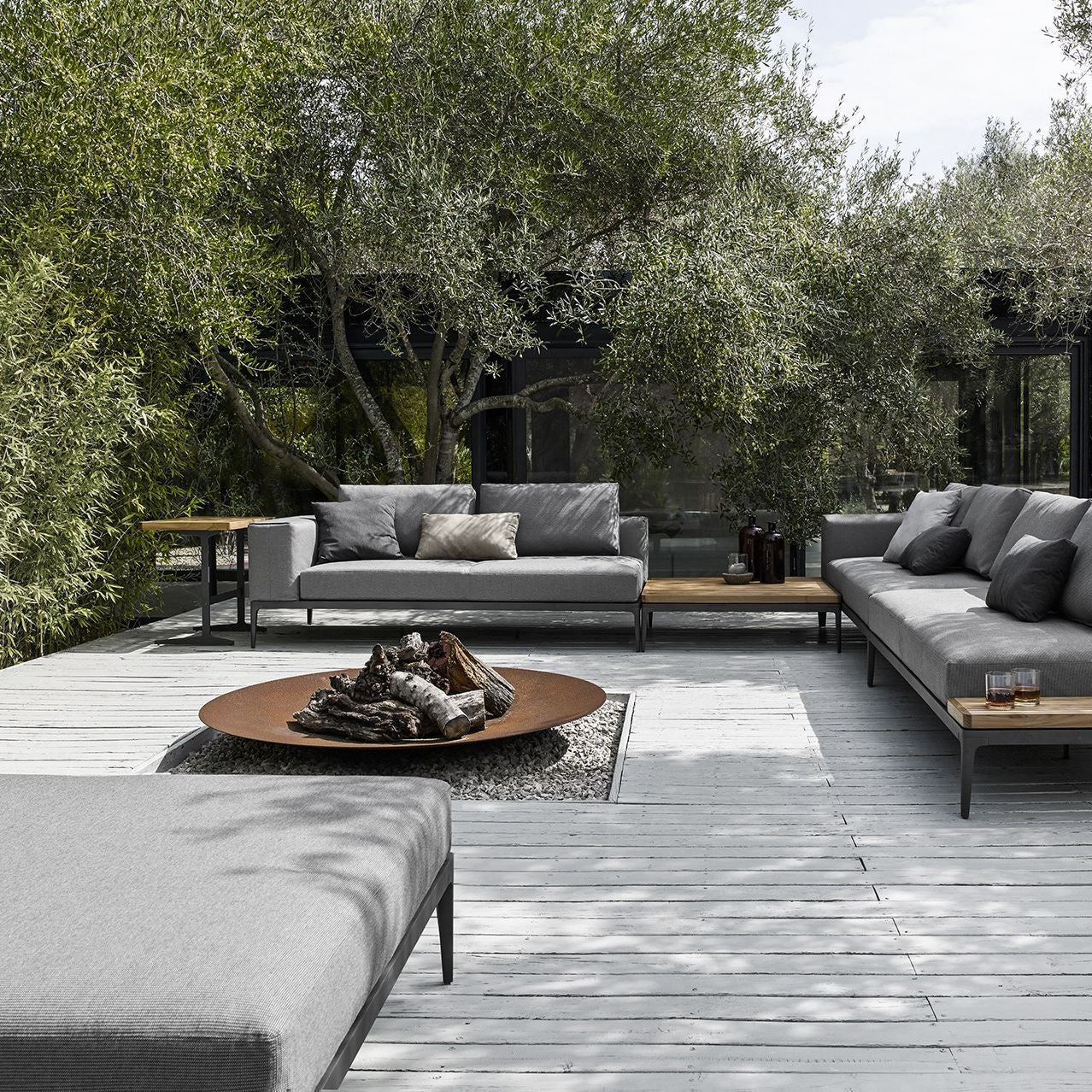 Gloster Grid Lounge Ottoman