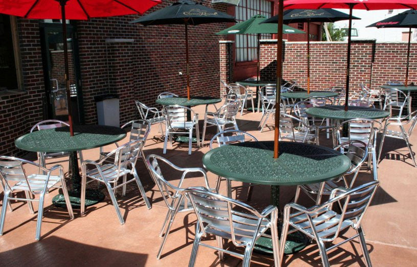 Logans Madtown Pub and Eatery
