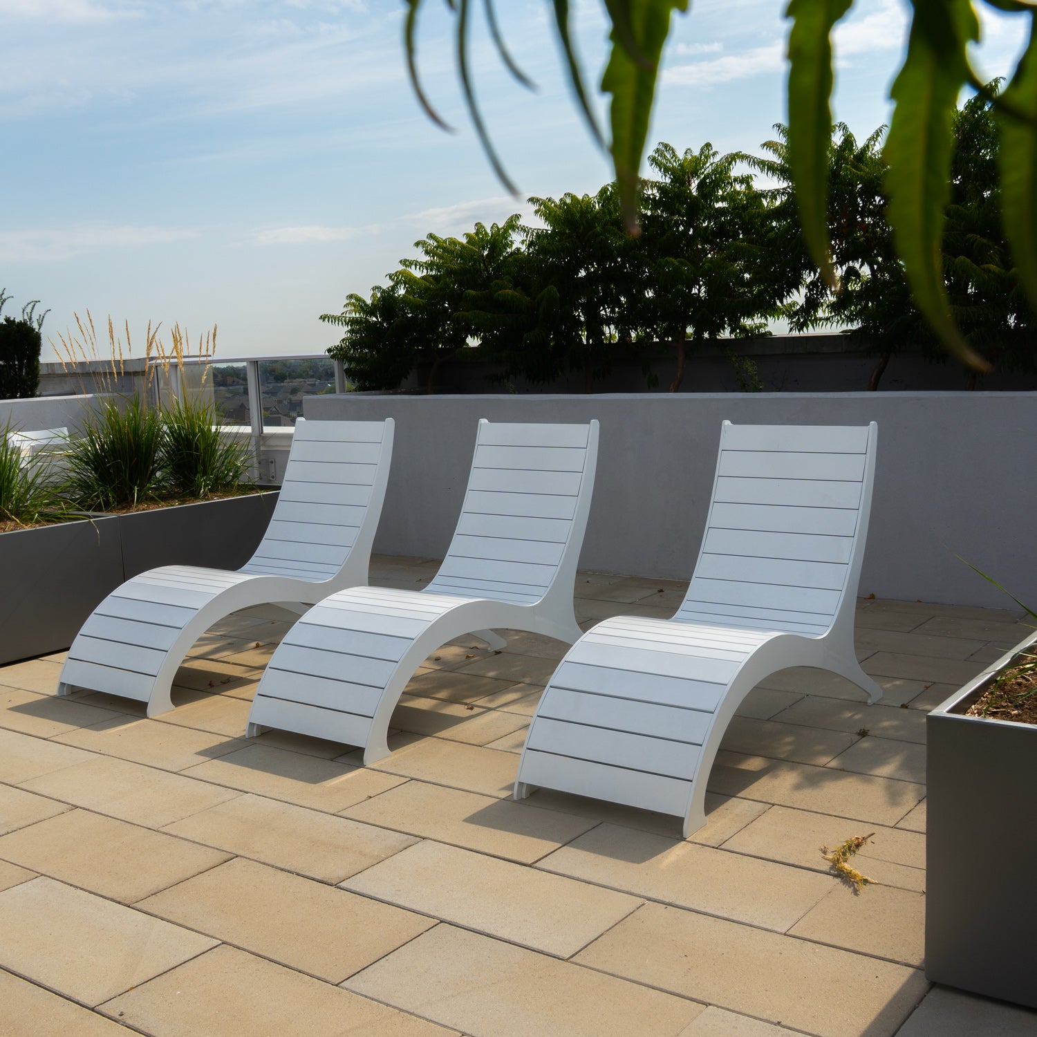 Harbor Chaise
