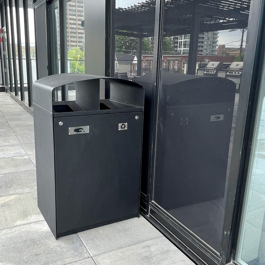 City 2 Stream Waste/Recycle Receptacle
