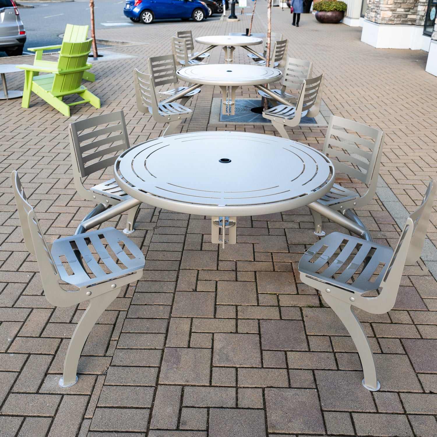 Four Seater Circular Cluster Unit