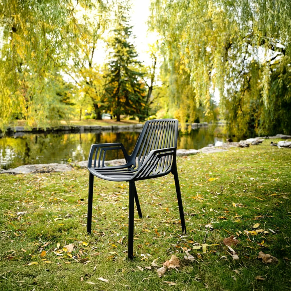 Venti Café Arm Chair