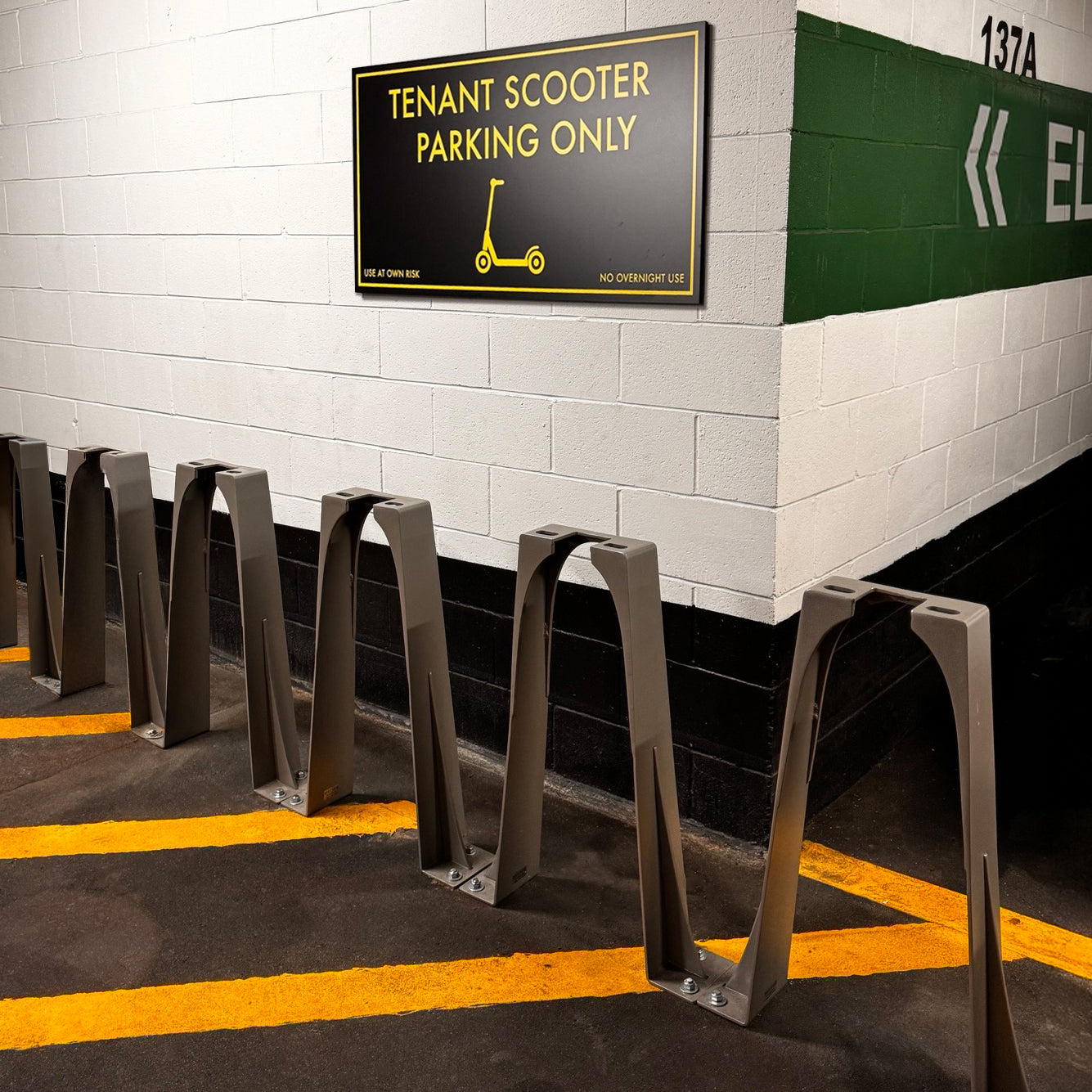Zippy Scooter/Bicycle Rack